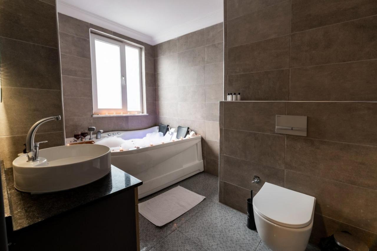 Arena Luxury Suites Hotel Provincia di Provincia di Istanbul Esterno foto