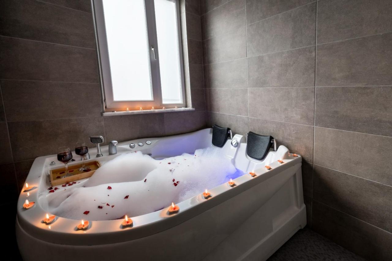 Arena Luxury Suites Hotel Provincia di Provincia di Istanbul Esterno foto